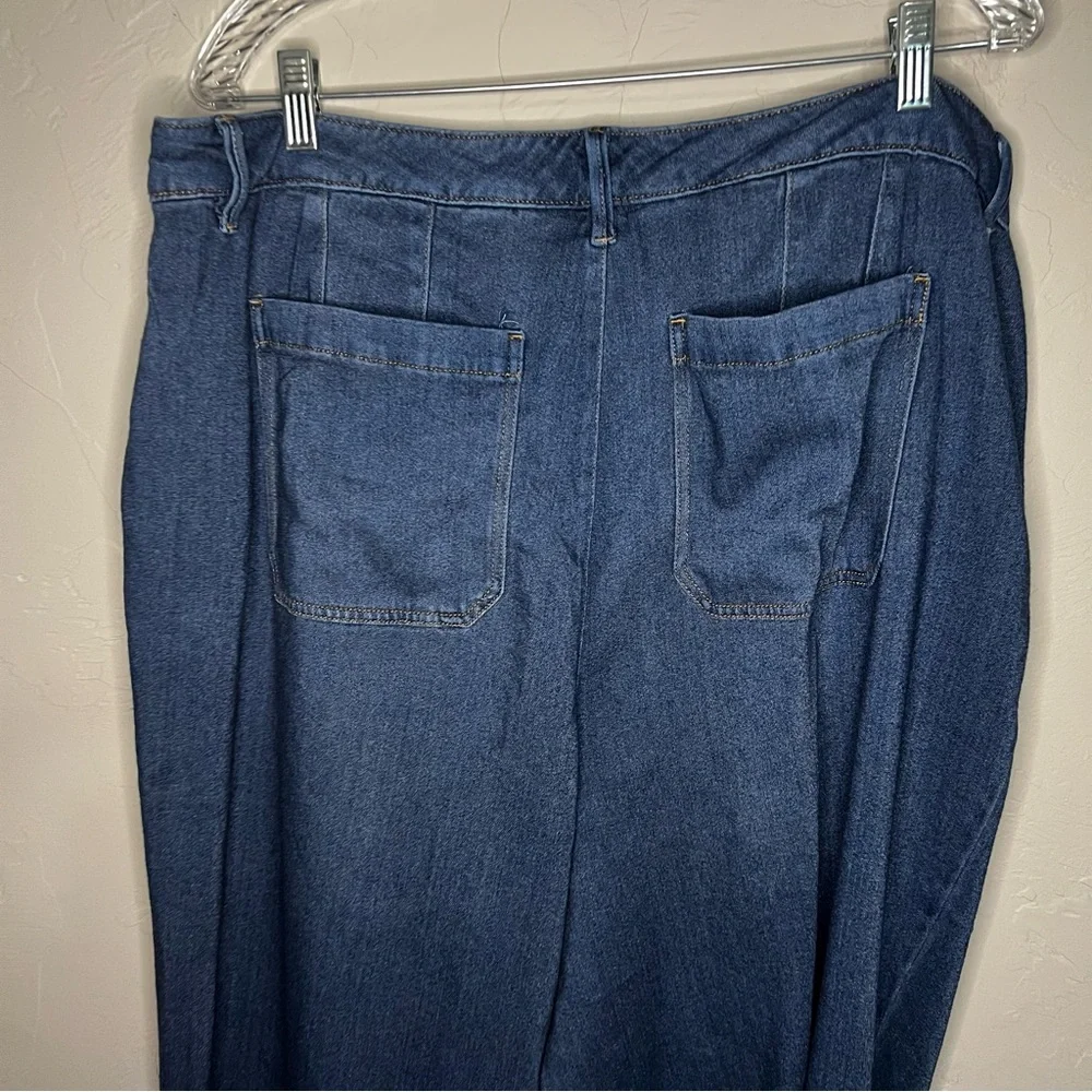 Lane Bryant Mid Rise Classic Fit Wide Leg Viscose Lyocel Long Tall Trouser Jeans